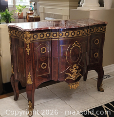 MaxSold Auction: French Louis XV Style Marble Top Commode with Ormolu Mounts - Newmarket (Ontario, Canada) SELLER MANAGED Downsizing Online Auction - Amberlee Court