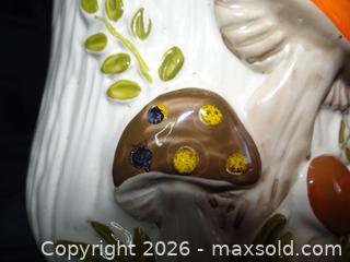 MaxSold Auction: Ceramic Merry Mushroom Novelty Canister Set, White/Orange/Brown, 2-Piece - New Westminster (British Columbia, Canada) SELLER MANAGED Downsizing Online Auction - Eighth Street