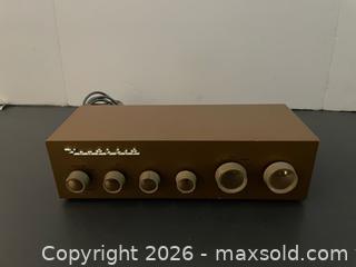 MaxSold Auction: Heathkit WA-P2 tube preamplifier  - Toronto (Ontario, Canada) SELLER MANAGED Reseller Online Auction -  Oakwood Avenue