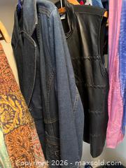 MaxSold Auction: Women's Clothing and Shoes, Sizes Large to XL and 10-11 - Kingston (Ontario, Canada) PARTNER MANAGED Downsizing Online Auction - Kingsdale Avenue