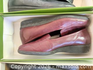 MaxSold Auction: Easy Spirit Women's Leather Loafers/Slip-Ons Size 9.5 - 4 Pairs - Denver (Colorado, USA) PARTNER MANAGED Estate Sale Online Auction - East Hawaii Place