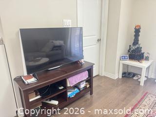 MaxSold Auction: SAMSUNG 43-inch LED SMART TV  - Oakville (Ontario, Canada) SELLER MANAGED Moving Online Auction - Georgian Drive (CONDO)