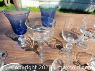 MaxSold Auction: Vintage MCM Glassware - Blenko Glass Mugs - East Zorra-Tavistock (Ontario, Canada) SELLER MANAGED Downsizing Online Auction - Highway 59 (Hidden Valley Estates)
