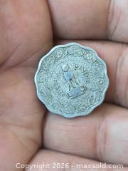 MaxSold Auction: India 10 Paise Coin 1972 Scalloped Aluminum - South Frontenac (Ontario, Canada) SELLER MANAGED Downsizing Online Auction - Battersea Road