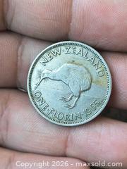 MaxSold Auction: New Zealand 20 Cent Kiwi Coin 1965  - South Frontenac (Ontario, Canada) SELLER MANAGED Downsizing Online Auction - Battersea Road