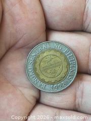 MaxSold Auction: Philippines 10 Piso Bimetal Coins — 1993 & 2003 (Lot of 2) - South Frontenac (Ontario, Canada) SELLER MANAGED Downsizing Online Auction - Battersea Road
