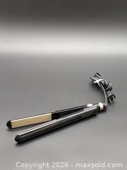 MaxSold Auction: Boutique Hair Styling Flat Iron - Cobourg (Ontario, Canada) SELLER MANAGED Downsizing Online Auction - Division Street
