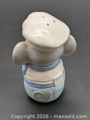 MaxSold Auction: Vintage 1977 Ceramic Chef Mouse Figurine Salt & Pepper Shaker - Cobourg (Ontario, Canada) SELLER MANAGED Downsizing Online Auction - Division Street