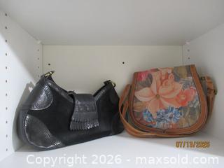 MaxSold Auction: Clutches and Small Handbags - Warminster Township (Pennsylvania, USA) PARTNER MANAGED Moving Online Auction - Centennial Station Drive (CONDO)