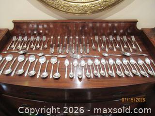 MaxSold Auction: Vintage 1937 Rogers "First Love" Silver Plated Flatware - Warminster Township (Pennsylvania, USA) PARTNER MANAGED Moving Online Auction - Centennial Station Drive (CONDO)