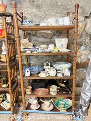 MaxSold Auction: Assorted Ceramics & Porcelain Mixed Lot — Transferware & Majolica B - Duxbury (Massachusetts, USA) PARTNER MANAGED Downsizing Online Auction - King Caesar Road