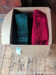 MaxSold Auction: Ralph Lauren & Assorted Bedding Bundle: Wool Blanket, Sheets, Towels A - Duxbury (Massachusetts, USA) PARTNER MANAGED Downsizing Online Auction - King Caesar Road