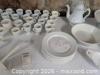 MaxSold Auction: Vintage Wedgwood & Elsmore & Forster White Ironstone/Porcelain Lot B - Duxbury (Massachusetts, USA) PARTNER MANAGED Downsizing Online Auction - King Caesar Road