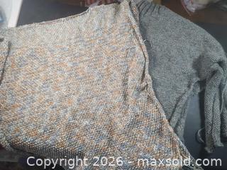 MaxSold Auction: Vest and sweater lot - San Mateo (California, USA) SELLER MANAGED Moving Online Auction - Seville Way