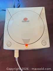 MaxSold Auction: Sega Dreamcast HKT-3020 Console Lot (NTSC-U) - Buena Park (California, USA) SELLER MANAGED Moving Online Auction - Melrose Street