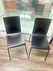 MaxSold Auction: 2 Wooden Chairs - Los Angeles (California, USA) SUPER SHORT NOTICE SELLER MANAGED Charity/Fundraising Online Auction - Vanowen Street