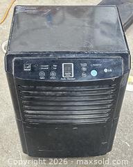 MaxSold Auction: LG LHD659EBL 65 PINT DEHUMIDIFIER AUTO SHUT-OFF EXTERNAL DRAIN - Los Angeles (California, USA) SUPER SHORT NOTICE SELLER MANAGED Charity/Fundraising Online Auction - Vanowen Street