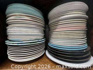 MaxSold Auction: Lot of 58 Assorted Large Dinner Plates  - Los Angeles (California, USA) SUPER SHORT NOTICE SELLER MANAGED Charity/Fundraising Online Auction - Vanowen Street