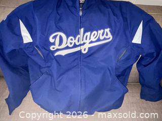 MaxSold Auction: Majestic Los Angeles Dodgers Royal Blue Zip-up Jacket Large - San Jose (California, USA) PARTNER MANAGED Estate Sale Online Auction - Tuscarora Drive
