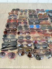 MaxSold Auction: Lot of 100 Sunglasses - Cocoa (Florida, USA) SELLER MANAGED Estate Sale Online Auction - Broadcast Court