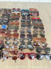 MaxSold Auction: Lot of 100 Sunglasses - Cocoa (Florida, USA) SELLER MANAGED Estate Sale Online Auction - Broadcast Court