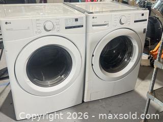 MaxSold Auction: LG Front Load Washer / Dryer matching set  - Cocoa (Florida, USA) SELLER MANAGED Estate Sale Online Auction - Broadcast Court