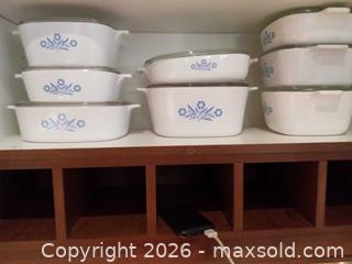 MaxSold Auction: CorningWare Blue Cornflower Piece Ovenproof Bakeware Set B - Oakville (Ontario, Canada) Moving Online Auction - Ribble Crescent