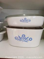 MaxSold Auction: CorningWare Blue Cornflower Piece Ovenproof Bakeware Set B - Oakville (Ontario, Canada) Moving Online Auction - Ribble Crescent