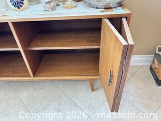 MaxSold Auction: Mid-Century Modern Wood Veneer Credenza Buffet Sideboard C - Oakville (Ontario, Canada) Moving Online Auction - Ribble Crescent