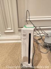 MaxSold Auction: Nintendo Wii (Original) Console Bundle B - Oakville (Ontario, Canada) Moving Online Auction - Ribble Crescent