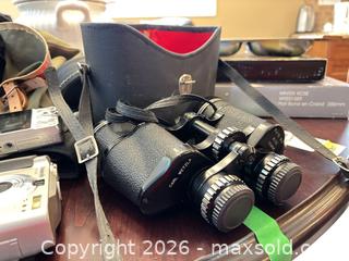 MaxSold Auction: Vintage Binoculars and Cameras, Panasonic DMC-LC33; Voigtländer bessy ak camera B - Oakville (Ontario, Canada) Moving Online Auction - Ribble Crescent