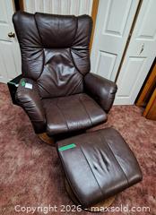 MaxSold Auction: Dutailier Brown Leather Recliner With Ottoman - Kingston (Ontario, Canada) PARTNER MANAGED Downsizing Online Auction - Nottingham Place
