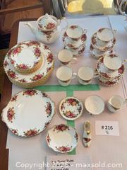 MaxSold Auction: (38 pcs) Royal Albert 'Old Country Roses' Fine Bone China Tea & Dinnerware Lot - North Vancouver (British Columbia, Canada) PARTNER MANAGED Estate Sale Online Auction - E Braemar Road