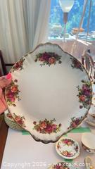 MaxSold Auction: (38 pcs) Royal Albert 'Old Country Roses' Fine Bone China Tea & Dinnerware Lot - North Vancouver (British Columbia, Canada) PARTNER MANAGED Estate Sale Online Auction - E Braemar Road