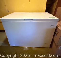 MaxSold Auction: Brada White Chest Freezer - North Vancouver (British Columbia, Canada) PARTNER MANAGED Estate Sale Online Auction - E Braemar Road