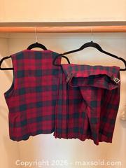 MaxSold Auction: Vintage Matching Sets: Wool & Other (4 Sets) - North Vancouver (British Columbia, Canada) PARTNER MANAGED Estate Sale Online Auction - E Braemar Road