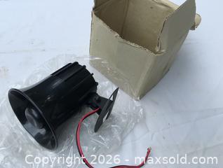 MaxSold Auction: Multi-Tone 12V DC Plastic Siren (Made in Taiwan) - Saanich (British Columbia, Canada) SELLER MANAGED Downsizing Online Auction - Carey Road