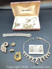 MaxSold Auction: Rhinestones   - Surrey (British Columbia, Canada) PARTNER MANAGED Estate Sale Online Auction - 16 Avenue