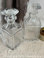 MaxSold Auction: Vintage Baccarat France Crystal Square Decanter Pair 9” - Toronto (Ontario, Canada) SELLER MANAGED Reseller Online Auction - Bayview Avenue