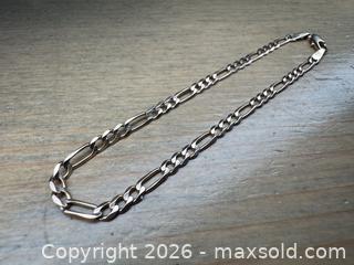 MaxSold Auction: Gold Bracelet  - Hamilton (Ontario, Canada) PARTNER MANAGED Downsizing Online Auction - Witherspoon Street