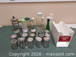 MaxSold Auction: Kitchen Lot - Stone Mills (Ontario, Canada) SELLER MANAGED Charity/Fundraising Online Auction - Academy Street
