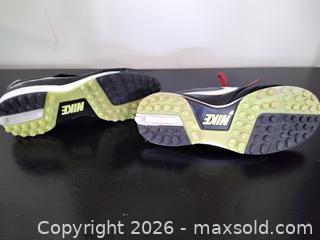 MaxSold Auction: Soccer Shoes - Stone Mills (Ontario, Canada) SELLER MANAGED Charity/Fundraising Online Auction - Academy Street