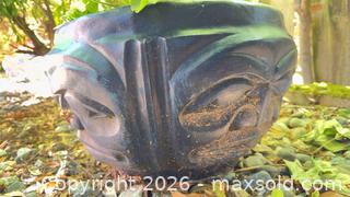 MaxSold Auction: Planter pot  - Sidney (British Columbia, Canada) PARTNER MANAGED Moving Online Auction - Third Street