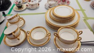 MaxSold Auction: Minton China Floral Dinnerware B - Toronto (Ontario, Canada) Commercial Liquidation Online Auction - Yonge Street