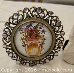 MaxSold Auction: Lot of 2 Picture Frames — Antique Brass & White Ceramic - Toronto (Ontario, Canada) SELLER MANAGED Downsizing Online Auction - Fisherville Road