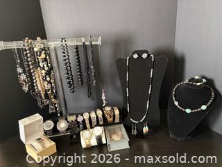 MaxSold Auction: Costume Black Necklaces - Houston (Texas, USA) SELLER MANAGED Downsizing Online Auction - Hiram Clark (STORAGE)