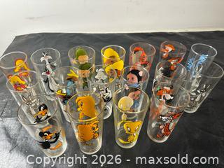 MaxSold Auction: Pepsi Collector Series Looney Tunes Pint Glasses — Lot of 17 - Grand Blanc Township (Michigan, USA) SELLER MANAGED Downsizing Online Auction - E Baldwin Road (STORAGE)
