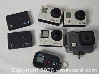 MaxSold Auction: GoPro Lot - Riverview (Florida, USA) SELLER MANAGED Downsizing Online Auction -  Holly Heath Drive