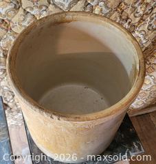 MaxSold Auction: Antique Robinson Ransbottom 5-Gallon Stoneware Crock - East Cocalico Township (Pennsylvania, USA) SELLER MANAGED Downsizing Online Auction -  Stevens Road