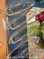 MaxSold Auction: Decorative Colored Glass Fruit & Dishes, Lot of 6–10 - Pasadena (California, USA) PARTNER MANAGED Estate Sale Online Auction - N. Pasadena Avenue